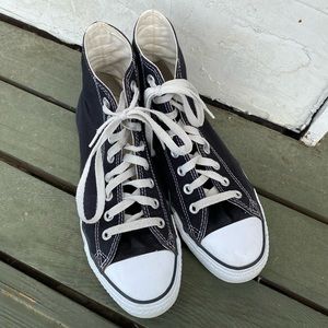 Black High Top Converse 🖤